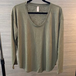 Athleta Sage Green L/S Modal/Poly Long Sleeve Top. Size: LG Petite